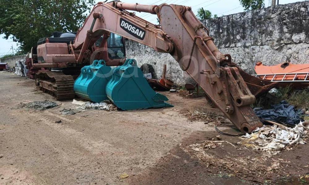 Doosan Infracore India Private Limited 340 LR Excavator